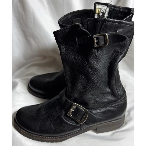 Women's FRYE Veronica Short Boot 76509 Size 7.5B Black Leather Buckle Biker - Picture 2 of 9